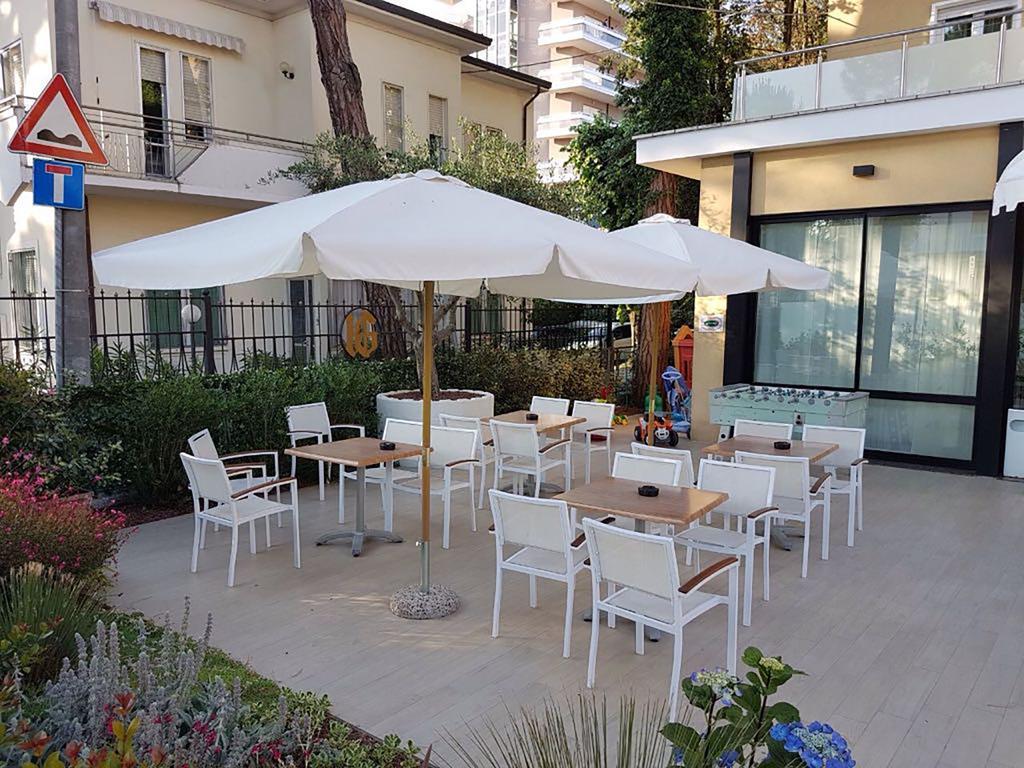 Hotel Mare - Valentini Family Village Беллария-Иджеа-Марина Экстерьер фото